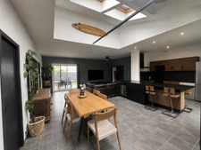 MAISON RÉCENTE DE 106 M² À SAINT-LAURENT-MÉDOC – 3 CHAMBRES, SUITE PARENTALE ET GRANDE TERRASSE
