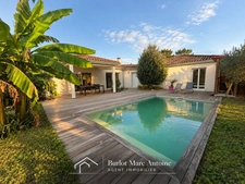 Maison contemporaine à Moulis-en-Médoc – 141 m², 4 chambres, piscine