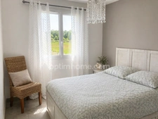 Maison contemporaine de 108 m² avec 3 chambres, double terrasse et garage – à 10 min de Castelnau-de-Médoc