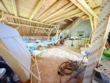 Grange en pierre sur 721 m² – Fort potentiel d’aménagement