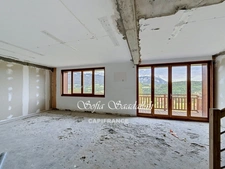  Appartement T4 duplex en plateau dans résidence entièrement rénovée – Vue Mont-Blanc – Dernier étage