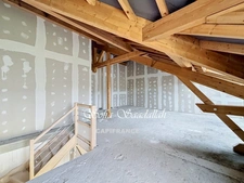  Appartement T4 duplex en plateau dans résidence entièrement rénovée – Vue Mont-Blanc – Dernier étage