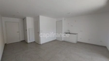 Saint-Rémy-de-Provence – Ground floor studio with garden