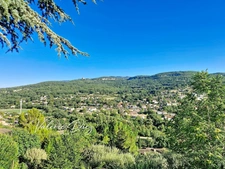 VENTE À TERME OCCUPÉE – Maison individuelle avec vue panoramique sur le Luberon – Apt