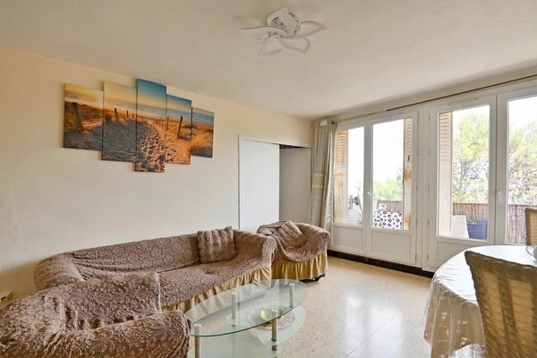 Appartement T4 avec balcon – Locataire en place – Avignon Route de Morières
