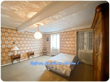 ENSEMBLE IMMOBILIER COMPRENANT  2 MAISONS DE VILLAGE SUR TERRAIN DE 2285 m²