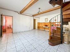 Maison de village - à vendre 7 pièces proche de LA CLAYETTE (71) - 185 m² - terrain 1235 m²