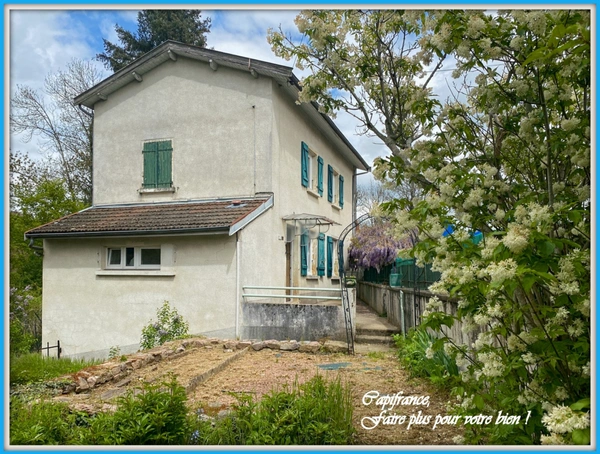 Dpt Saône et Loire (71), à vendre LA CHAPELLE SOUS DUN - maison 78 m² 4 pièces, 2 chambres, sur un terrain de 826 m²  
