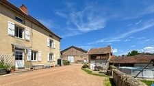Maison à vendre LA CLAYETTE (71) 187m², 6 pièces, 3 chambres, dépendances, terrain 8751 m²