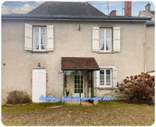 Maison à vendre, 200 m²,  7 pièces, 4 chambres, Terrain 1452 m²  proche de LA CLAYETTE (71)