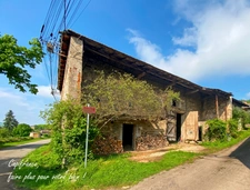 À Vendre – Maison en Pierre, 130 m², 3 chambres avec Dépendance et Terrain – Proche Saint-Pierre-le-Vieux