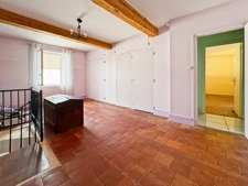 Maison de village - à vendre 7 pièces proche de LA CLAYETTE (71) - 185 m² - terrain 1235 m²