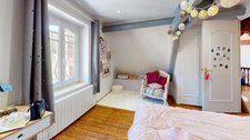 Maison à vendre 8 pièces  (08)