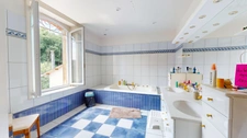 Maison à vendre 8 pièces  (08)