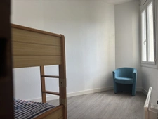 LA BAULE LES PINS, APPARTEMENT 2 CHAMBRES - TOUT A PIED COMMERCES / PLAGE - SANS TRAVAUX