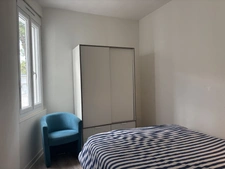 LA BAULE LES PINS, APPARTEMENT 2 CHAMBRES - TOUT A PIED COMMERCES / PLAGE - SANS TRAVAUX