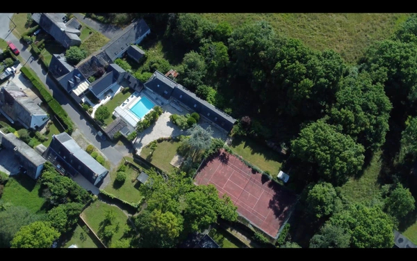 Domaine  à vendre 14 pièces proche de GUERANDE 