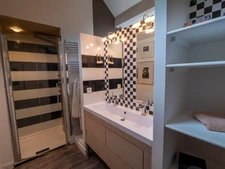 MAISON 246 M² - PIECE DE VIE SPACIEUSE 70m² - QUATRE SUITE PARENTALES