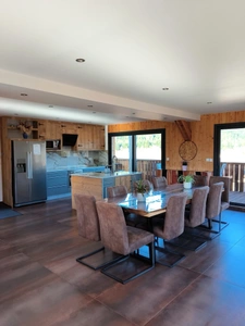 ✨CHALET D’EXCEPTION À GÉRARDMER 88400 ✨– 207 m² – EXPOSITION PLEIN SUD – COIN TRÈS CALME DANS UNE IMPASSE & VUE 360°