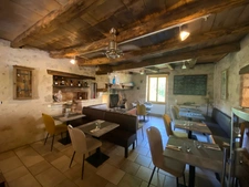 À VENDRE – Fonds de commerce - RESTAURANT – Saint-Cirq-Lapopie