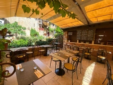 À VENDRE – Fonds de commerce - RESTAURANT – Saint-Cirq-Lapopie