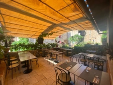 À VENDRE – Fonds de commerce - RESTAURANT – Saint-Cirq-Lapopie