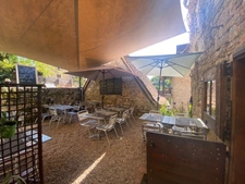 À VENDRE – Fonds de commerce - RESTAURANT – Saint-Cirq-Lapopie