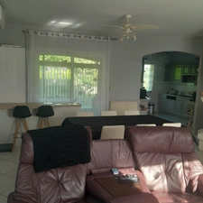 Maison à vendre 6 pièces CHAMPNIERS (16)