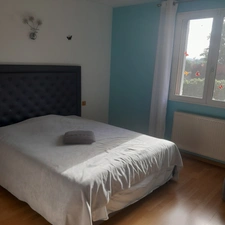 Maison à vendre 6 pièces CHAMPNIERS (16)