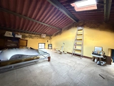 GUAGNO (Corse) : A vendre, maison en pierres avec dépendance, jardin, vue dégagée