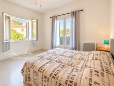 Osani (Corse) : A vendre, maison en pierre, avec deux appartements T3 indépendants, à 3Km de la plage