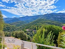 SERRIERA (Corse) - Golfe de Porto - A VENDRE, Maison rénovée, T5 + T3, terrasses, plage à 3Km