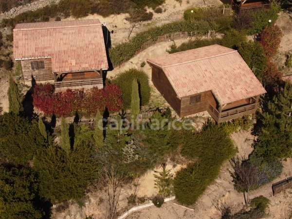 Dpt Corse (20), à vendre EVISA, propriété avec six chalets en bois, terrasse vue panoramique, piscine, parking