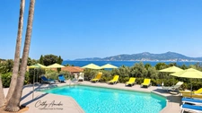 PIETROSELLA (Corse) A vendre : Villa 7 pièces avec piscine, parc paysager, studio independant, garage, superbe vue mer