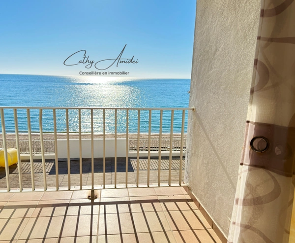 OLMETO-PLAGE (CORSE) : A vendre Studio en front de mer, terrasse, dernier étage, accès direct à la plage