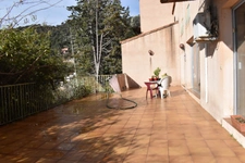 Dpt Corse (20) OSANI - Golfe de Porto, à vendre bâtiment de 920m2 à 3KM de la plage, grand terrain avec parking