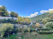 GUAGNO (Corse) : A vendre, maison en pierres avec dépendance, jardin, vue dégagée