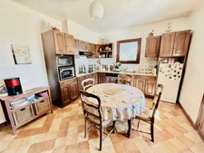 ECCICA-SUARELLA (Corse) : Maison T4, caseddu en pierre, garage, terrain piscinable, vue dégagée