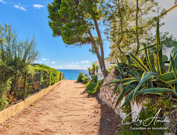 OLMETO-PLAGE (CORSE) : A vendre Studio en front de mer, terrasse, dernier étage, accès direct à la plage