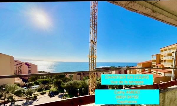 AJACCIO (Corse) Route des Sanguinaires, A VENDRE Appartement T2 vue mer, avec terrasse 