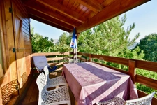 Dpt Corse (20), à vendre EVISA, propriété avec six chalets en bois, terrasse vue panoramique, piscine, parking