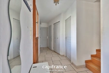 SOUCIEU EN JARREST - Maison individuelle de 100m² avec garage 