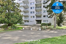SAINTE FOY LES LYON - Bd de l'Europe- Appartement T3 de 68m² avec balcon, place de stationnement extérieure et cave 