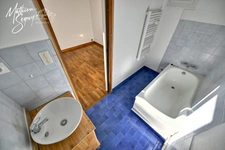 CHARBONNIERES LES BAINS (69) Appartement T2 de 45m² avec jardin de 84m² - Façade refaite 2025 et huisseries changées 2025