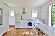 CHARBONNIERES LES BAINS - Maison de 77m² + sous-sol de 77m² édifiée sur une parcelle de 800m²