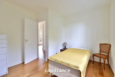 CHARBONNIERES LES BAINS - Maison de 77m² + sous-sol de 77m² édifiée sur une parcelle de 800m²