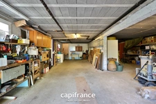 CHARBONNIERES LES BAINS - Maison de 77m² + sous-sol de 77m² édifiée sur une parcelle de 800m²