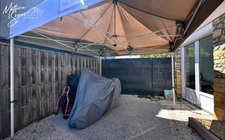 Appartement avec cour et stationnement privatif en campagne 