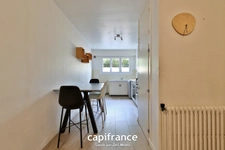LYON 5EME ARRONDISSEMENT Appartement T2 avec cave - stationnement libre