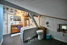 Maison de village avec jardin paysager